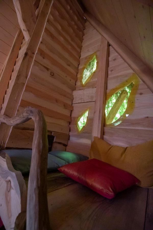 Guyonvelle L'Arbre A Cabane المظهر الخارجي الصورة
