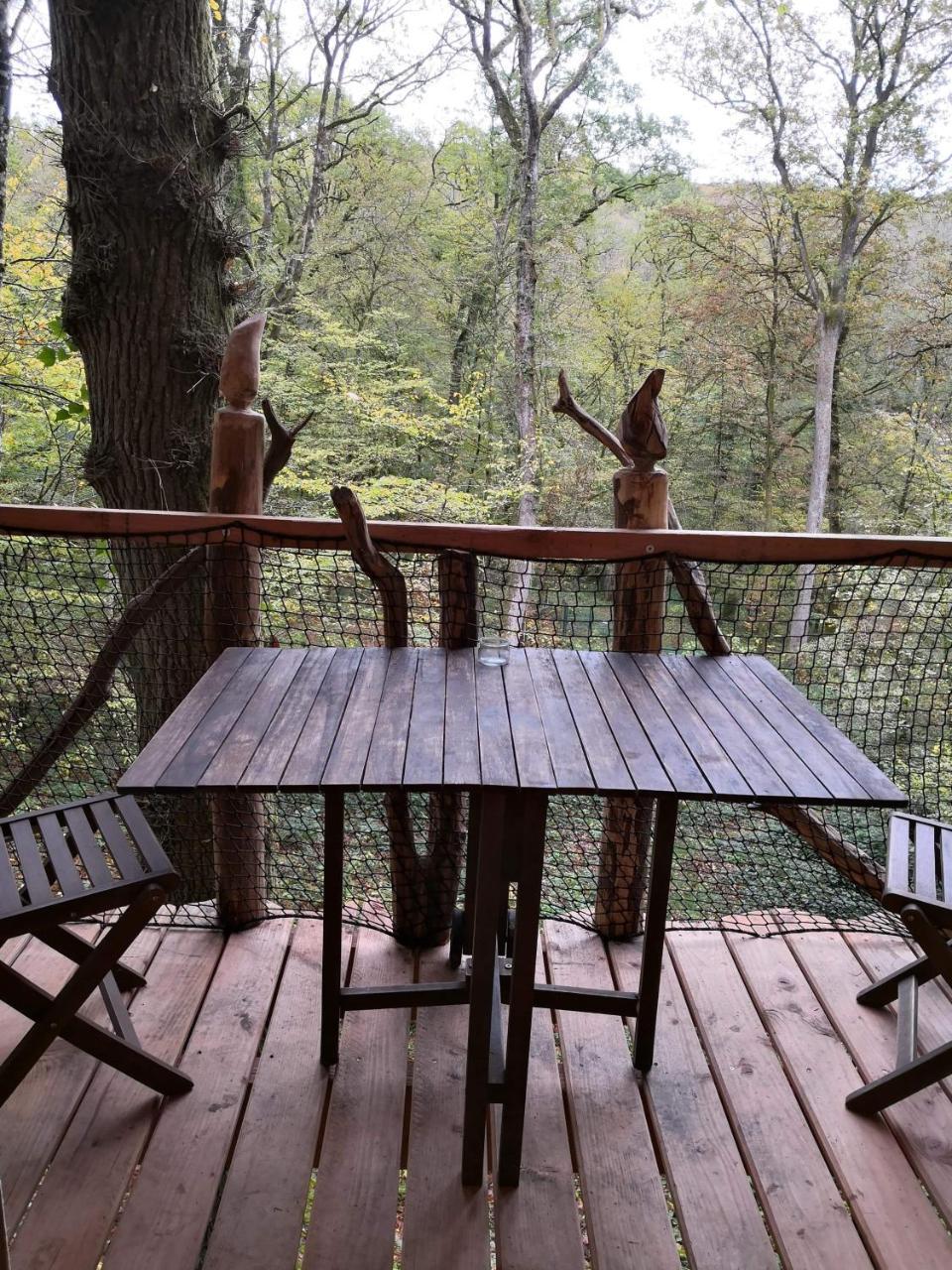 Guyonvelle L'Arbre A Cabane المظهر الخارجي الصورة